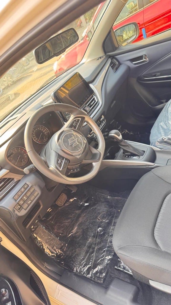 suzuki baleno glx screen 2026-156